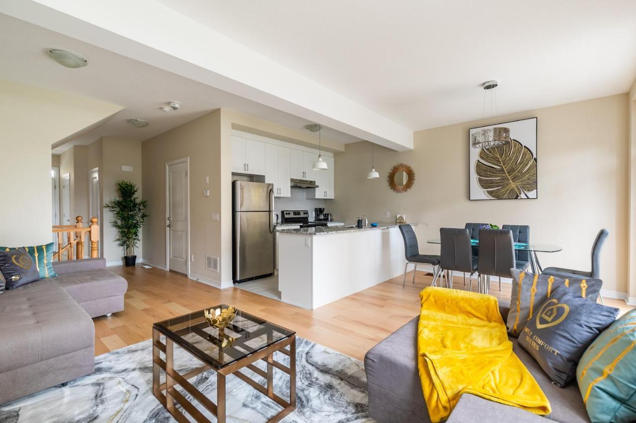 Globalstay Modern Townhomes In Lakeshore Steps To The Beach Hamilton Exteriér fotografie