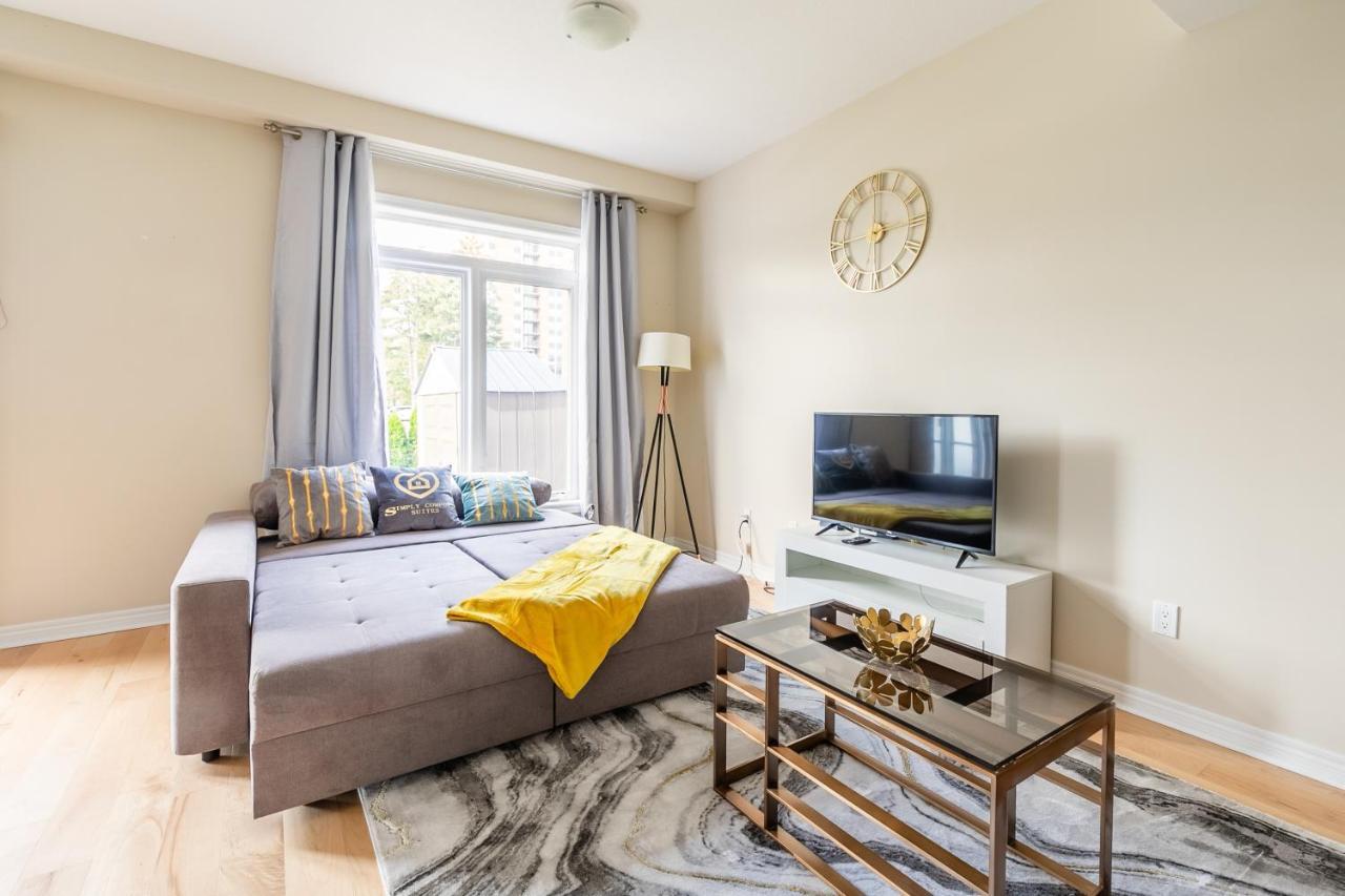 Globalstay Modern Townhomes In Lakeshore Steps To The Beach Hamilton Exteriér fotografie